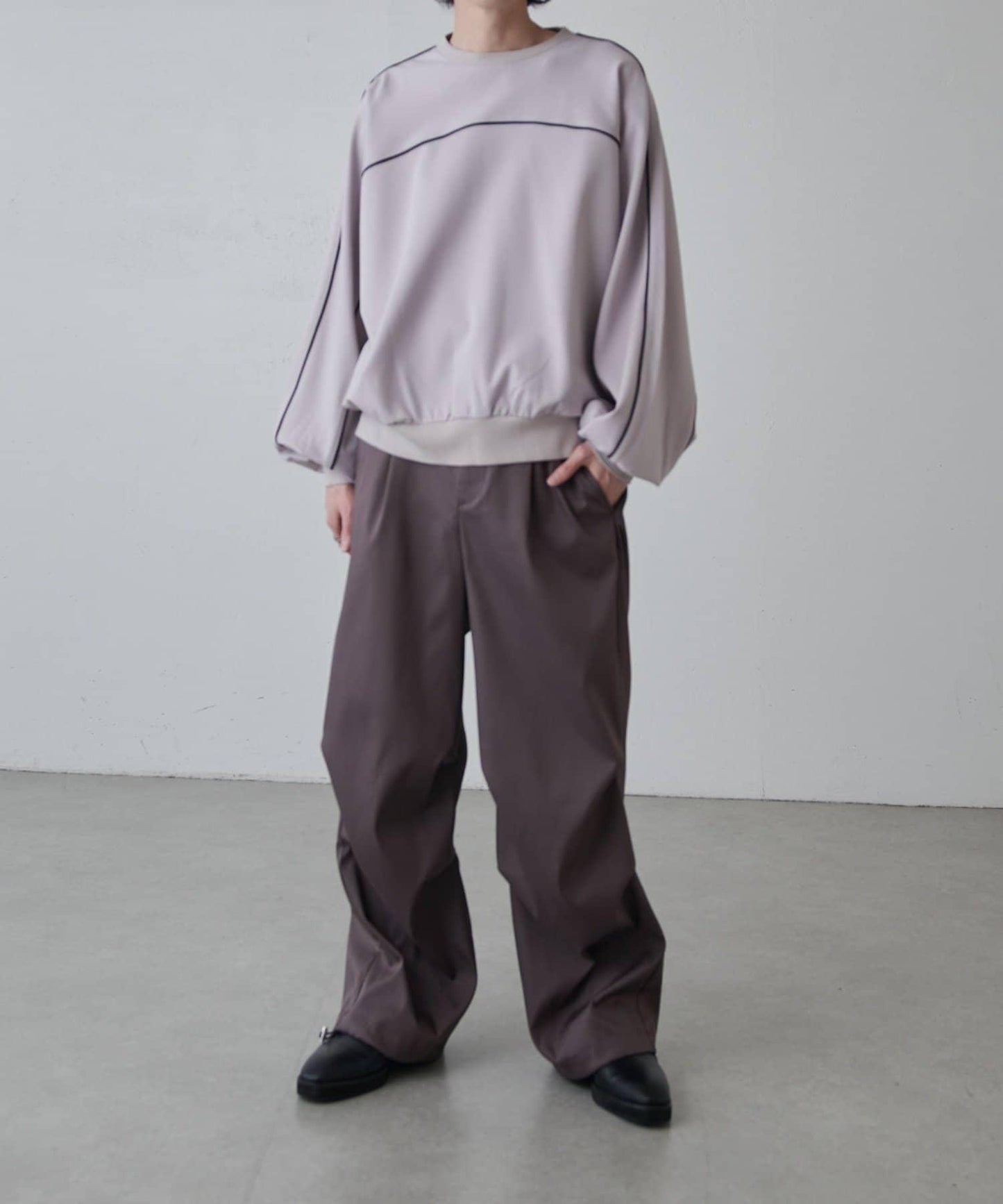 高捻面料 寬鬆設計 降落傘褲