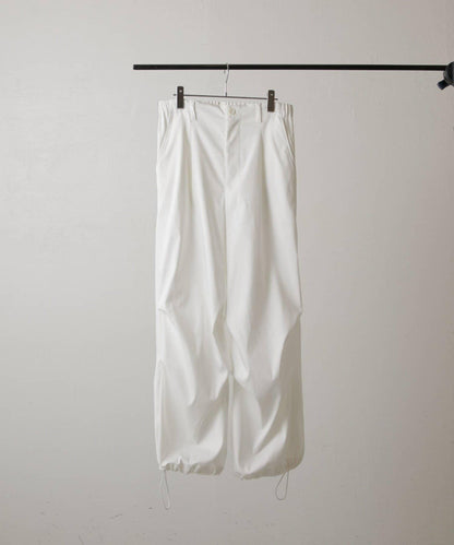 高捻面料 寬鬆設計 降落傘褲