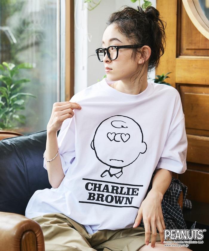 PEANUTS（史努比） チャーリー・ブラウン 寬鬆版心形眼圖案圓領T恤