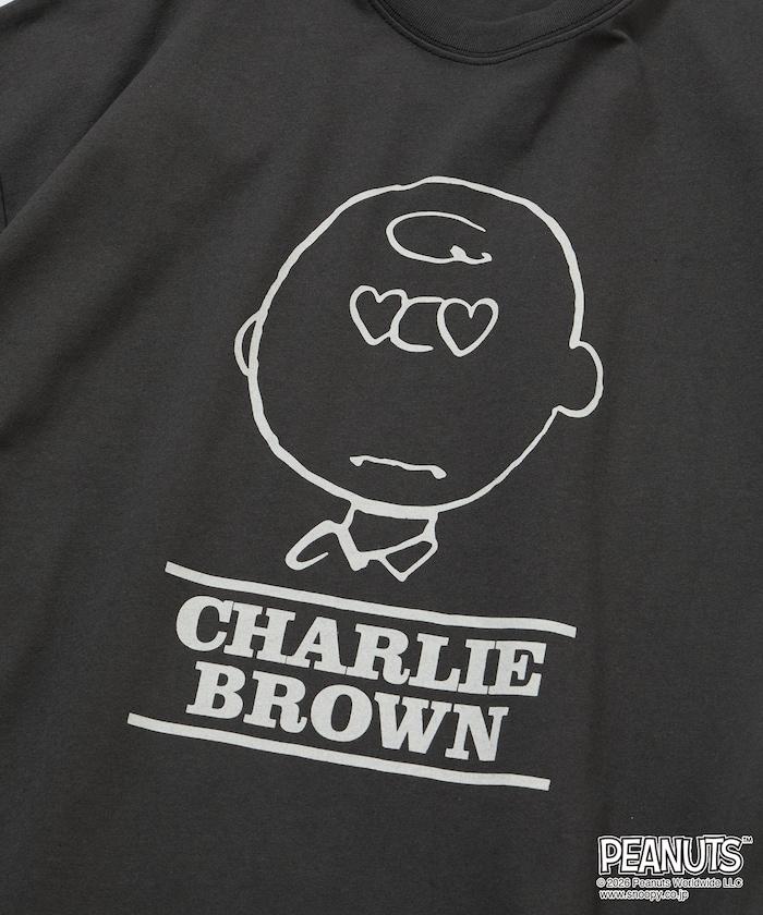 PEANUTS（史努比） チャーリー・ブラウン 寬鬆版心形眼圖案圓領T恤