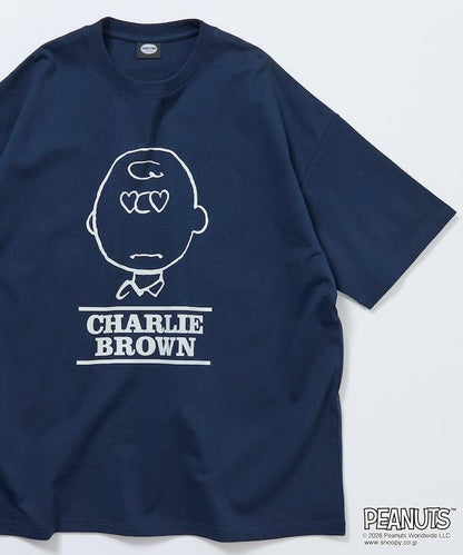 PEANUTS（史努比） チャーリー・ブラウン 寬鬆版心形眼圖案圓領T恤