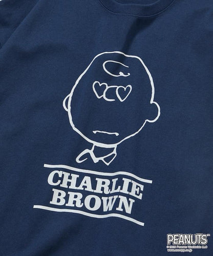 PEANUTS（史努比） チャーリー・ブラウン 寬鬆版心形眼圖案圓領T恤