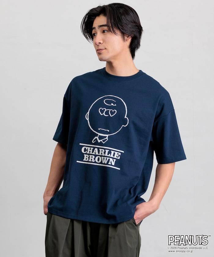 PEANUTS（史努比） チャーリー・ブラウン 寬鬆版心形眼圖案圓領T恤