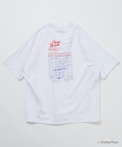 【TOY STORY/トイ・ストーリー】 別注 ビッグシルエット バックプリント クルーネックTシャツ/Pizza Planet 【限定展開】