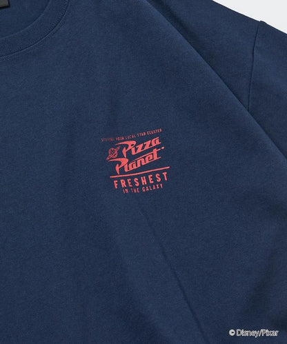 【TOY STORY/トイ・ストーリー】 別注 ビッグシルエット バックプリント クルーネックTシャツ/Pizza Planet 【限定展開】