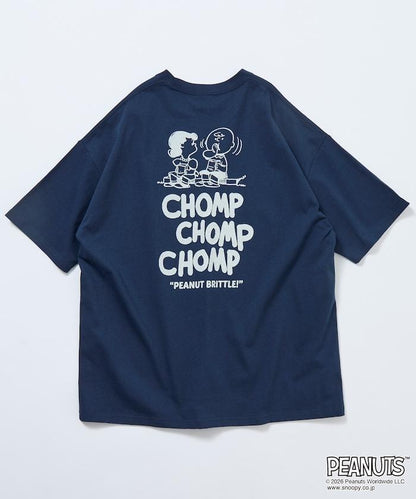 PEANUTS（花生漫畫） 圓領T恤 CHOMP