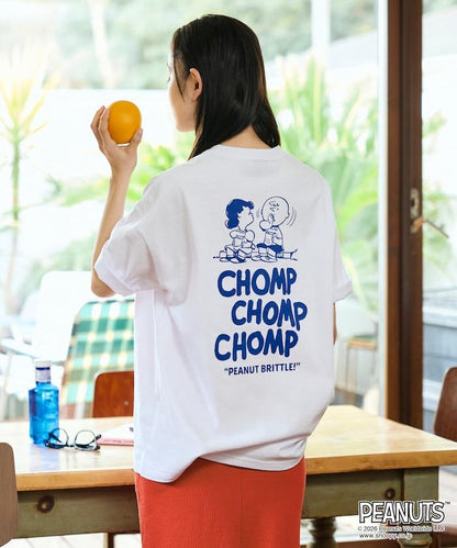 PEANUTS（花生漫畫） 圓領T恤 CHOMP