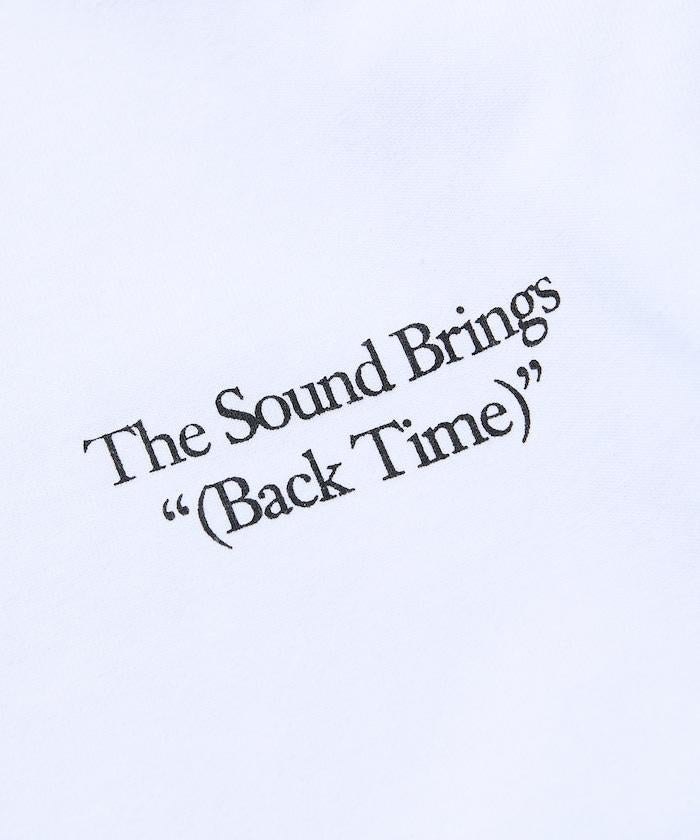 寬鬆廓形 後背印花 圓領 T恤 The Sound Brings