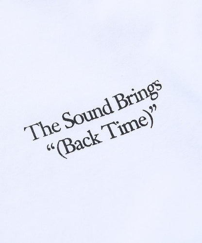 寬鬆廓形 後背印花 圓領 T恤 The Sound Brings