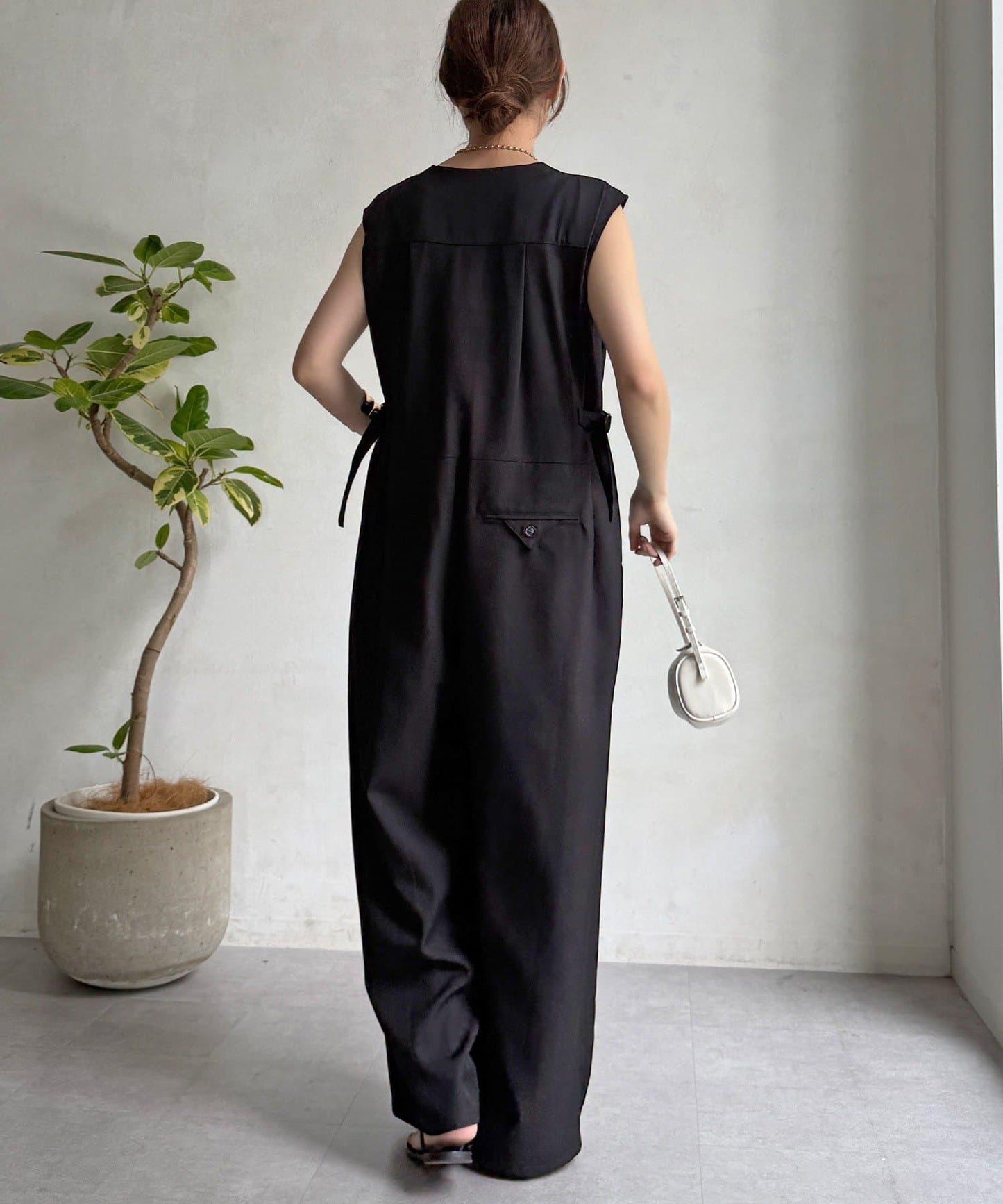 V領連體褲