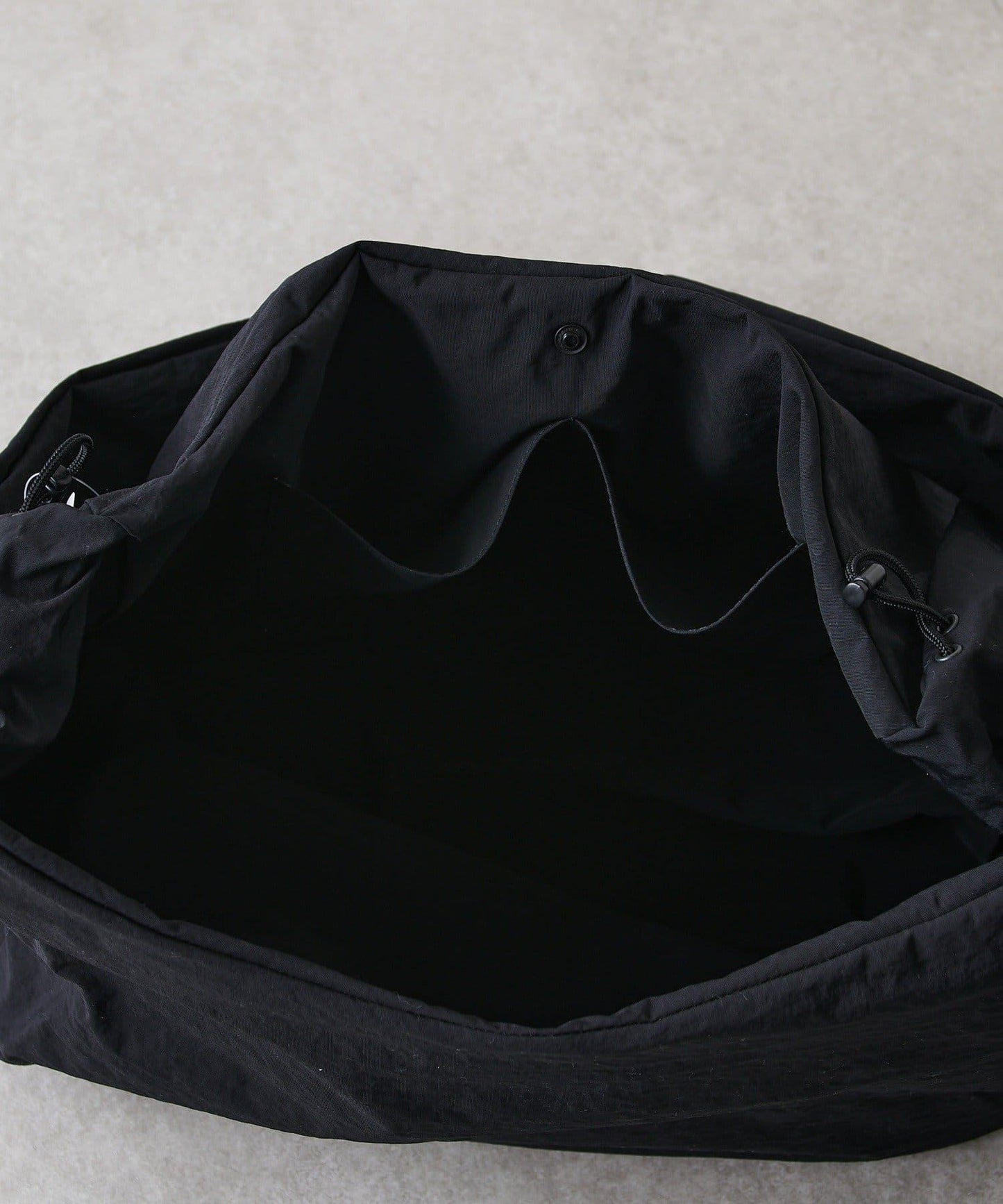 SLOW span nylon-shoulder bag-L 尼龍單肩包 L號