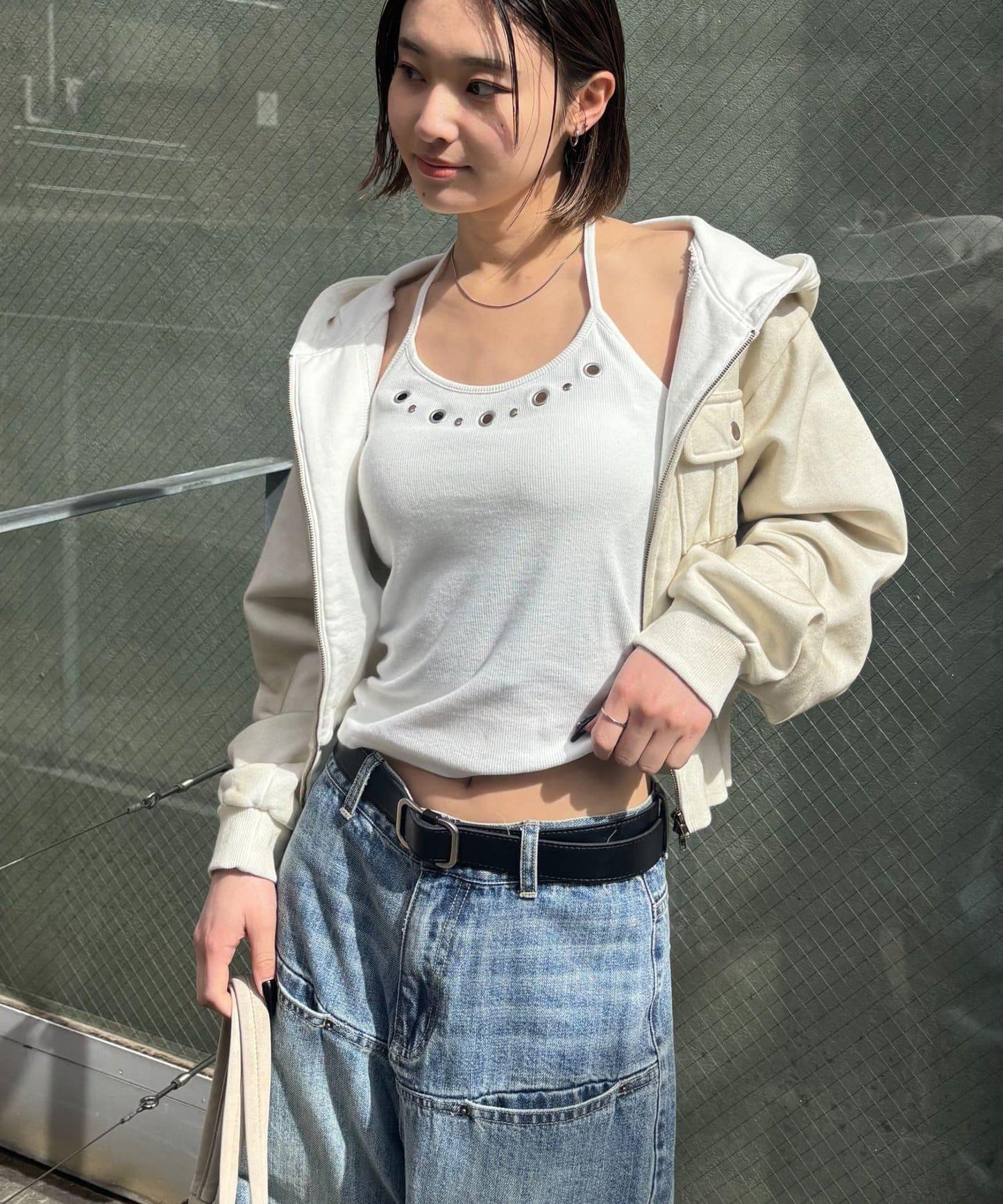 內置胸墊 鏤空掛脖吊帶背心