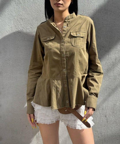 WHO'S WHO gallery 軍事風荷葉下襬女襯衫