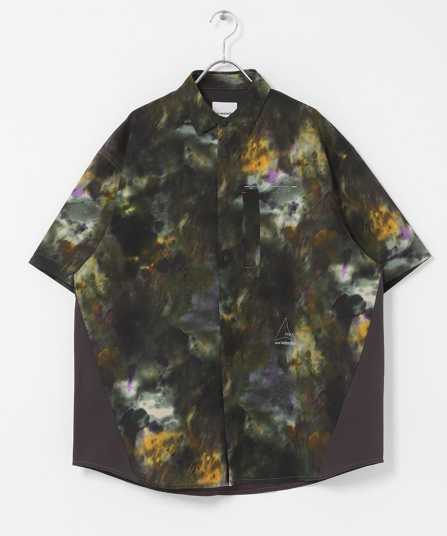 and wander ROA PRINTED BREATHABLE 印花透氣襯衫