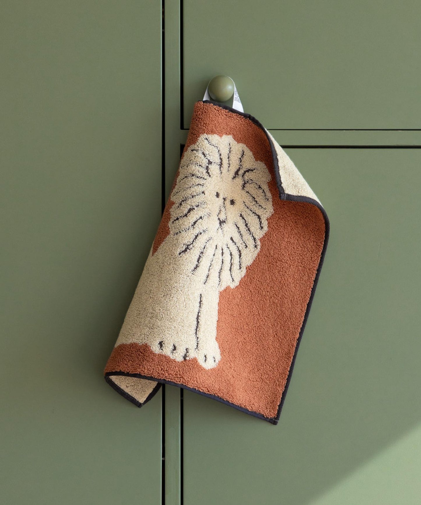 WARMGREYTAIL HANDTOWEL-LION 毛巾