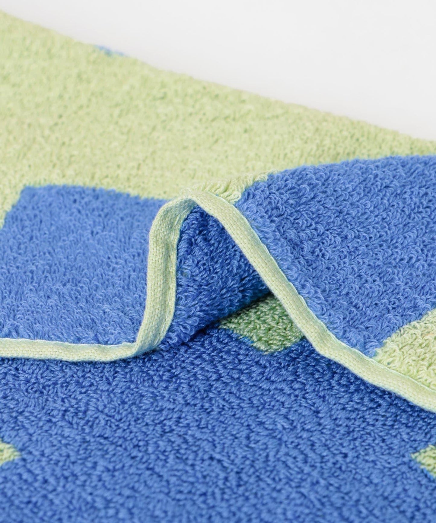 WARMGREYTAIL HANDTOWEL-LIONESS 母獅圖案毛巾