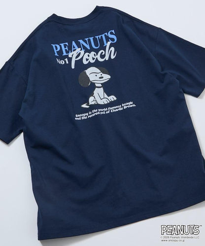 《PEANUTS》/《PEANUTS》（花生漫畫） POOCH T恤 大廓形 背部印花 圓領