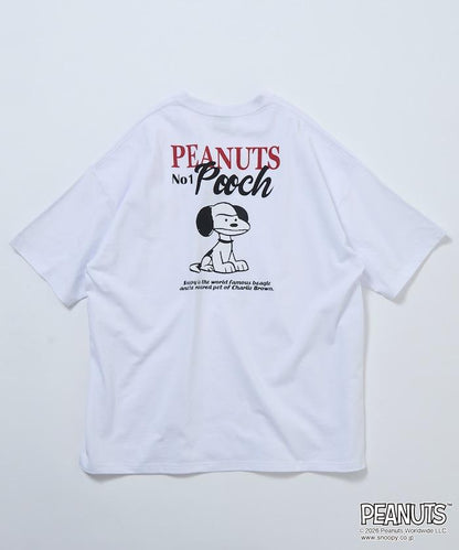 《PEANUTS》/《PEANUTS》（花生漫畫） POOCH T恤 大廓形 背部印花 圓領
