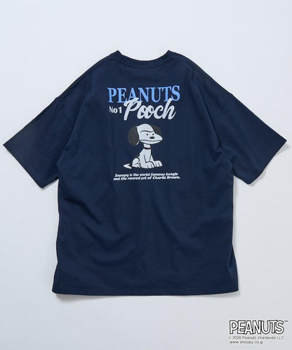 《PEANUTS》/《PEANUTS》（花生漫畫） POOCH T恤 大廓形 背部印花 圓領
