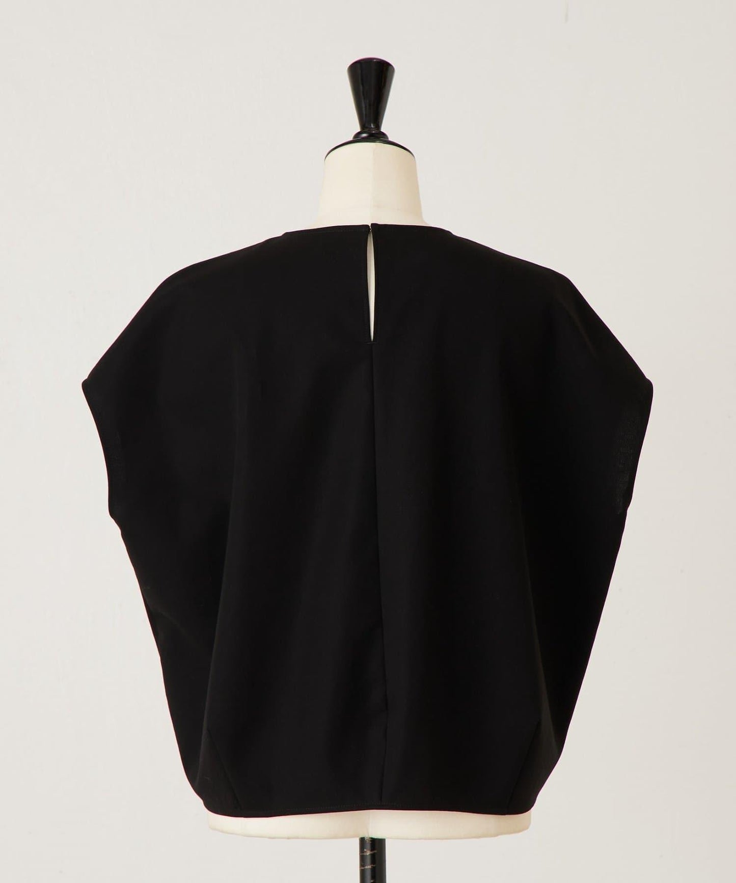 繭形法式設計襯衫