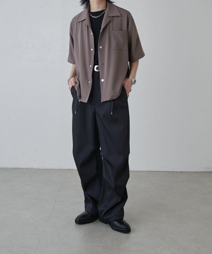 高捻面料 寬鬆設計 降落傘褲