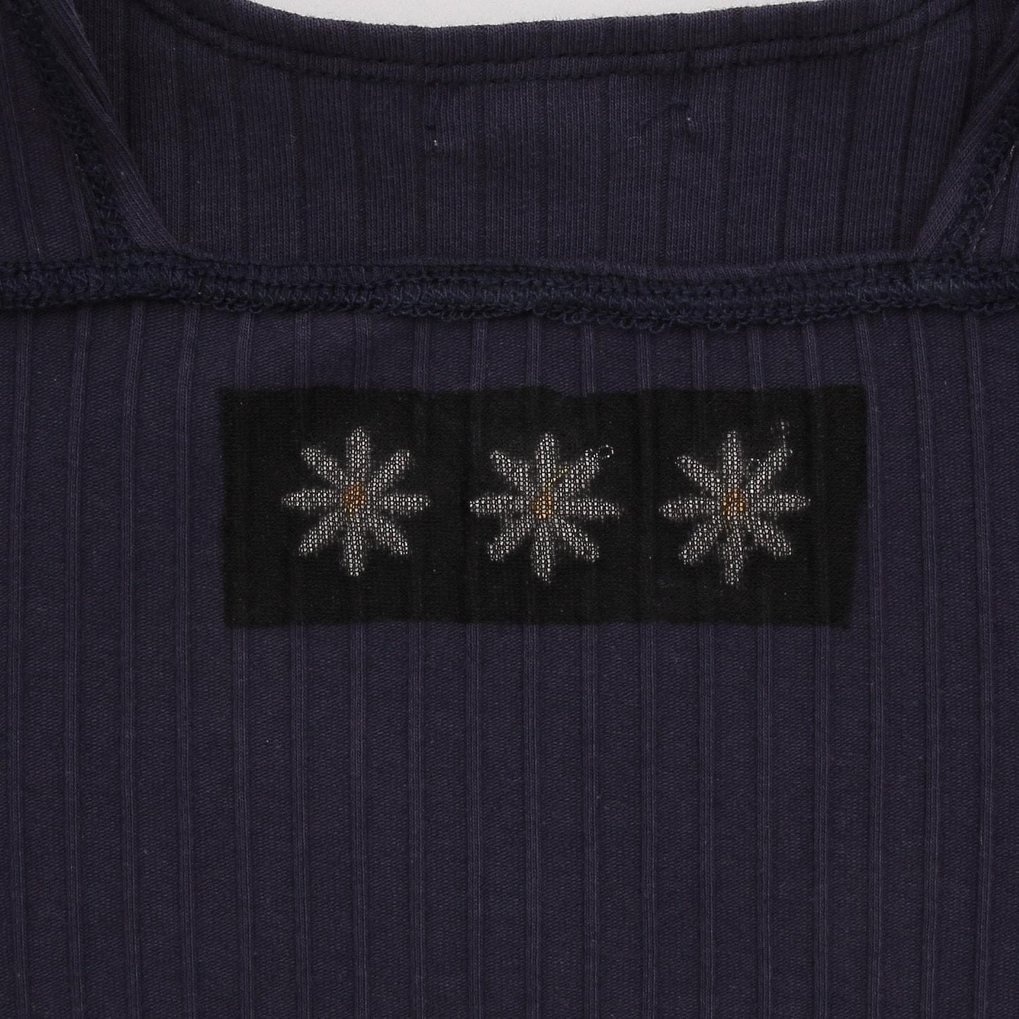 方領 泡泡袖 組合刺繡 上衣