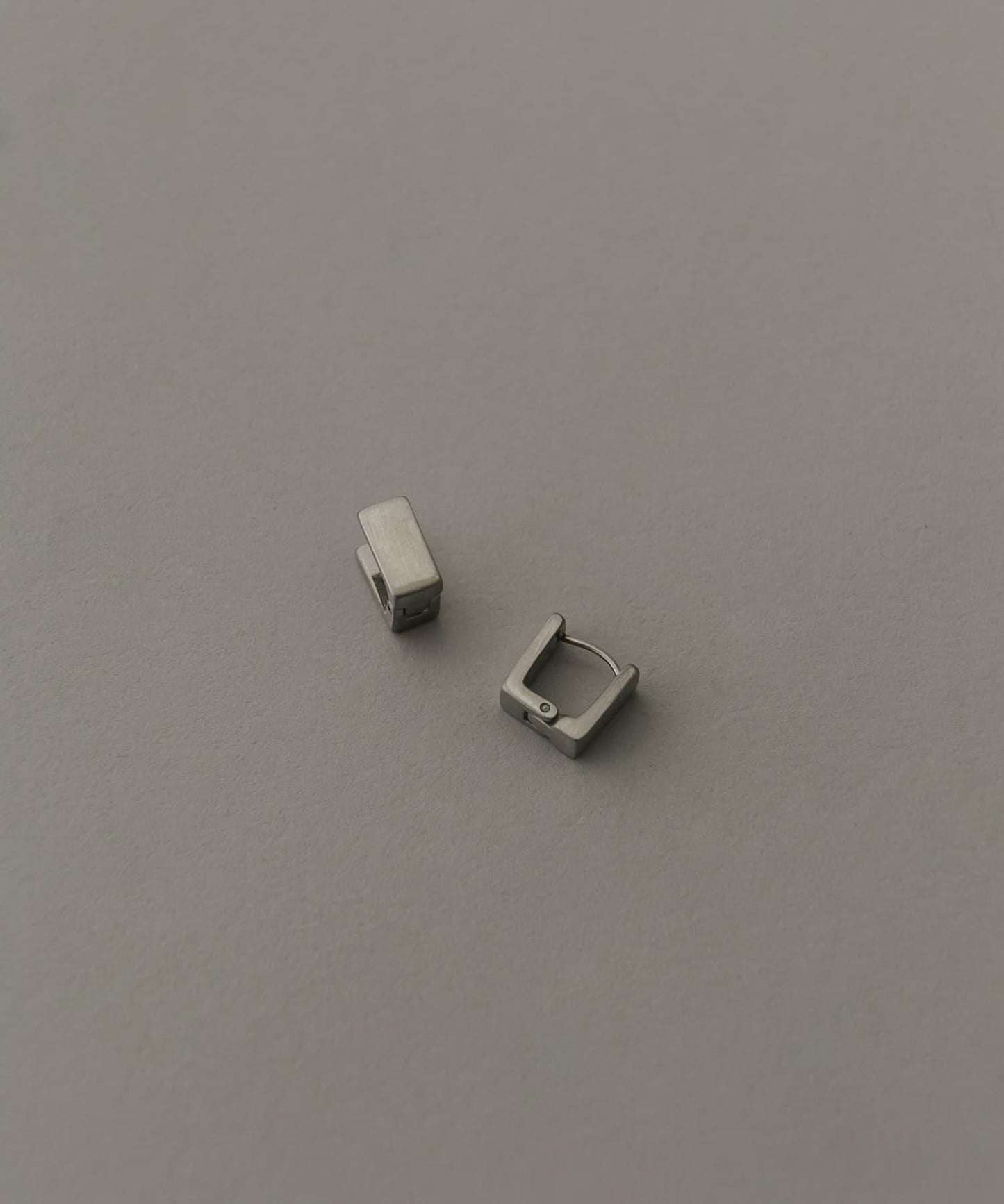 不鏽鋼方形耳釘