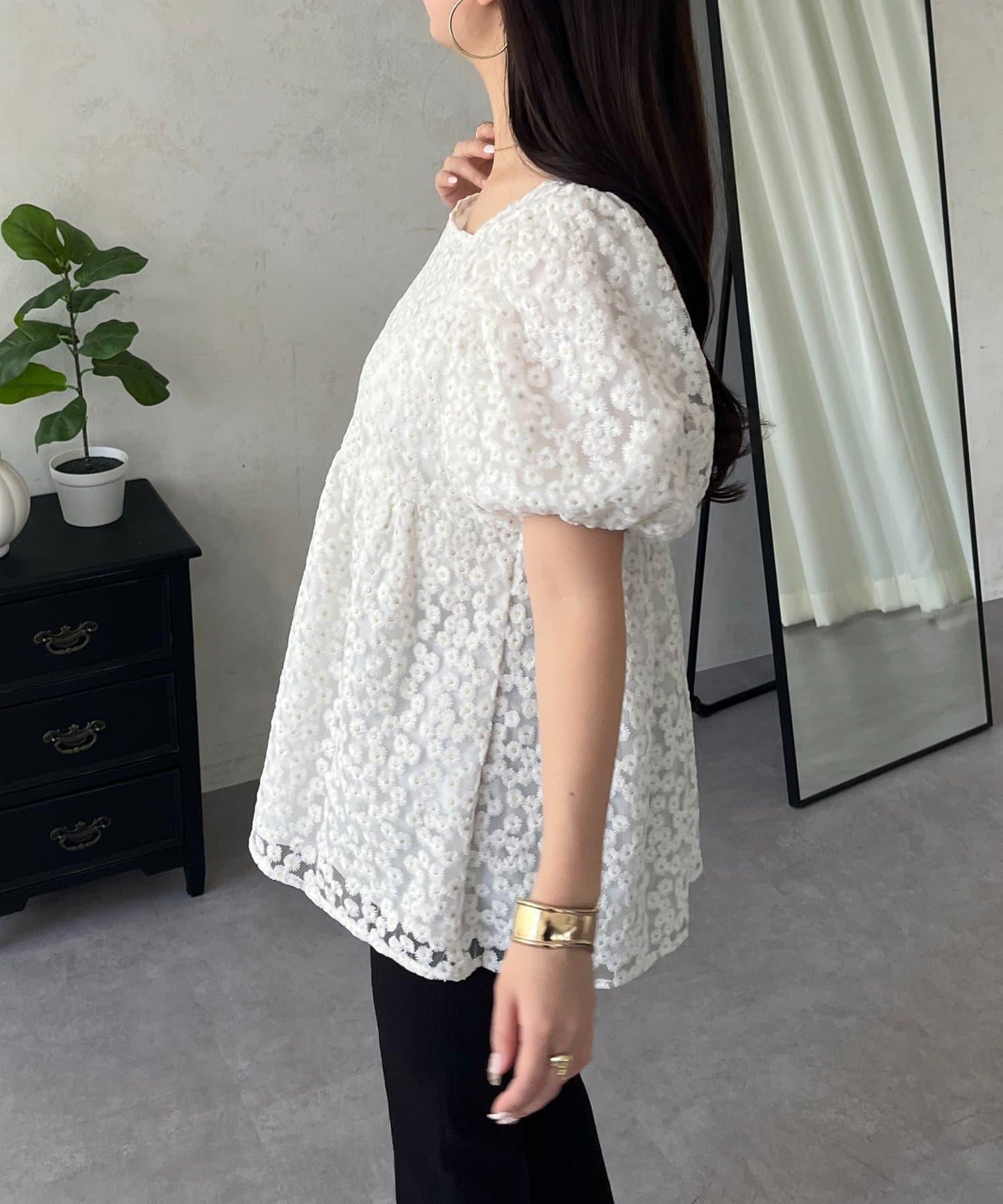 蓬鬆薄紗 荷葉邊設計 蕾絲 女式襯衫