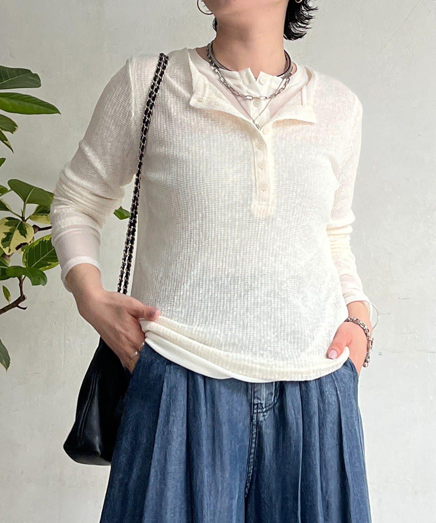 疊穿設計亨利領套頭上衣