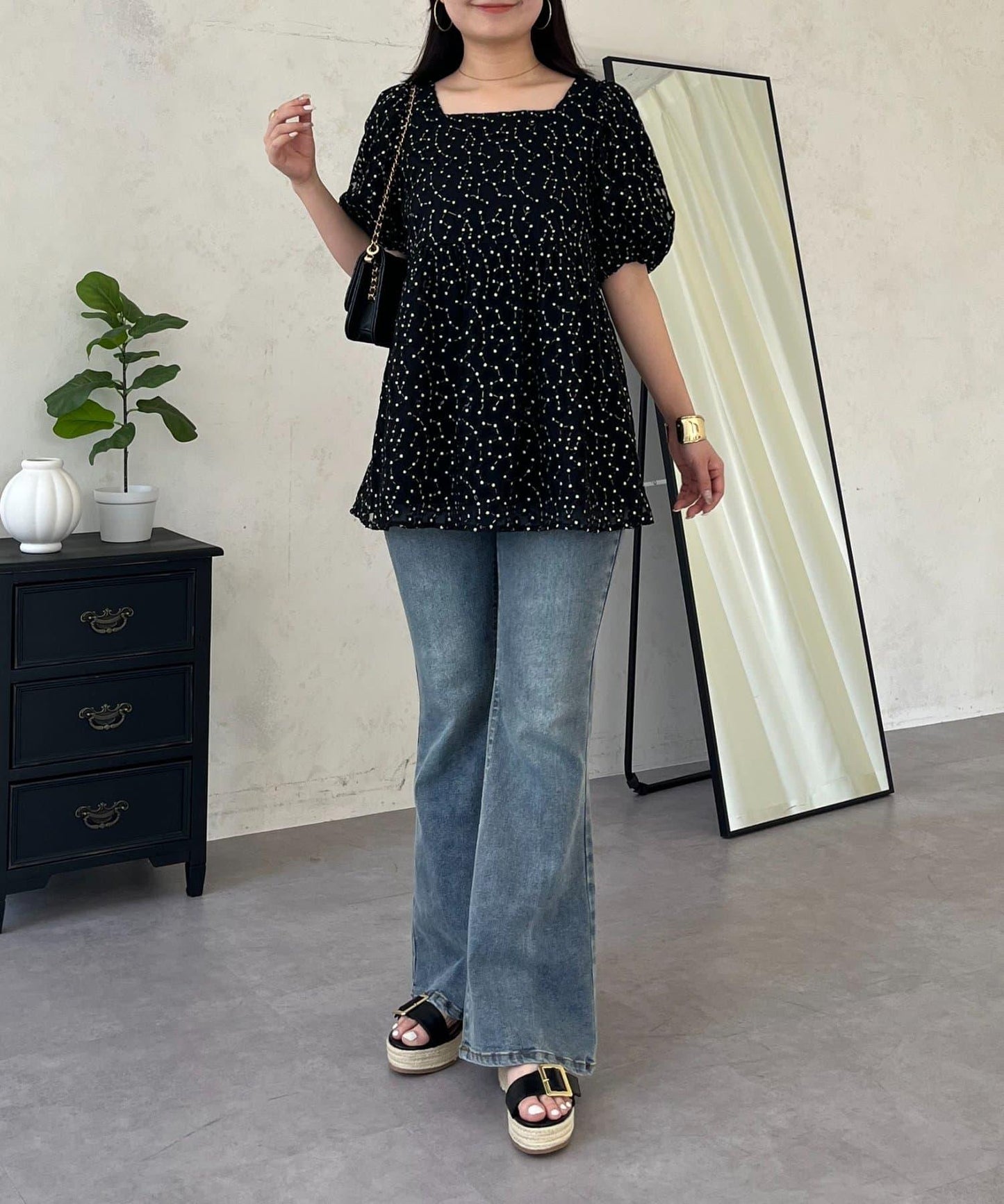 蓬鬆薄紗 荷葉邊設計 蕾絲 女式襯衫