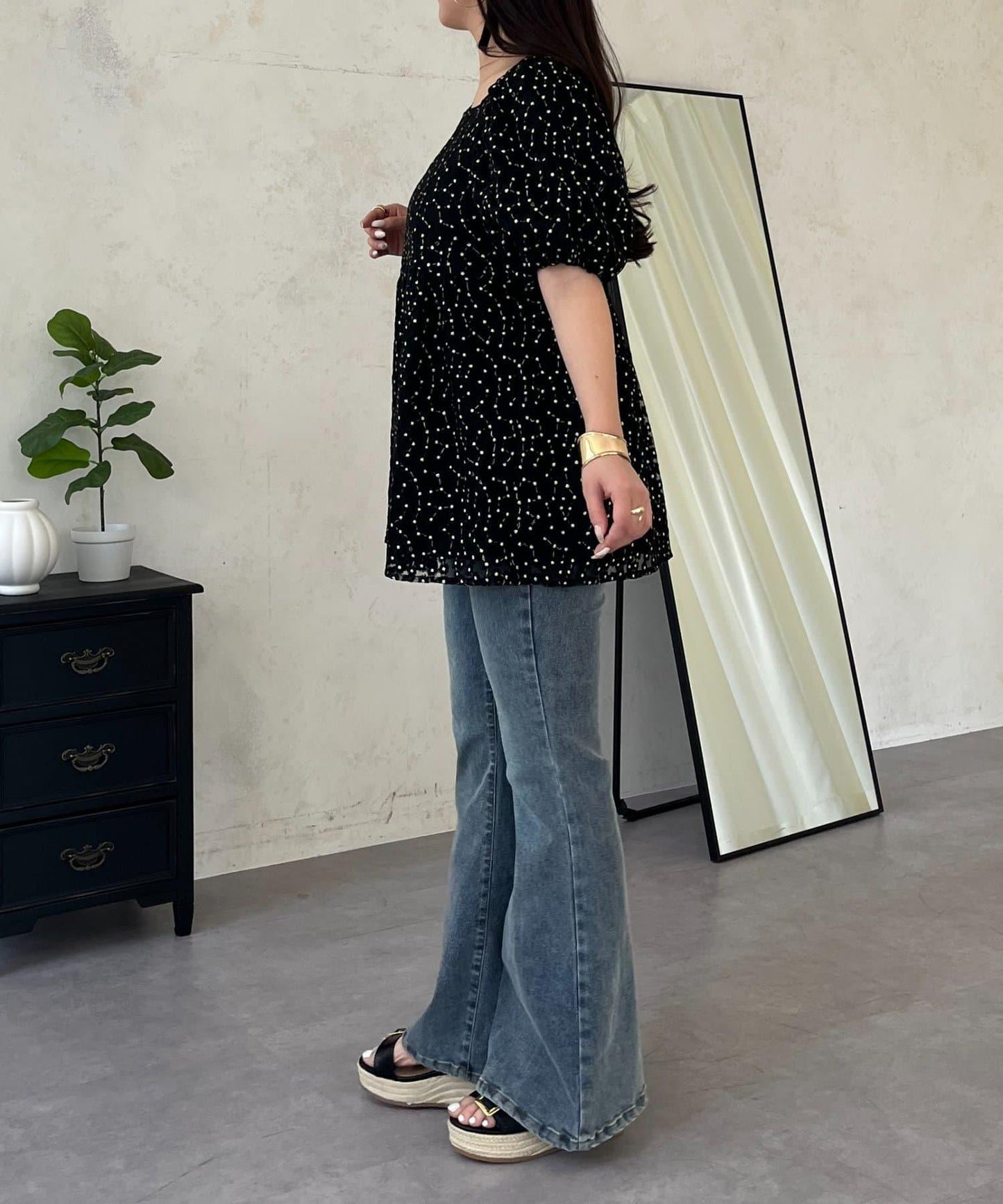 蓬鬆薄紗 荷葉邊設計 蕾絲 女式襯衫