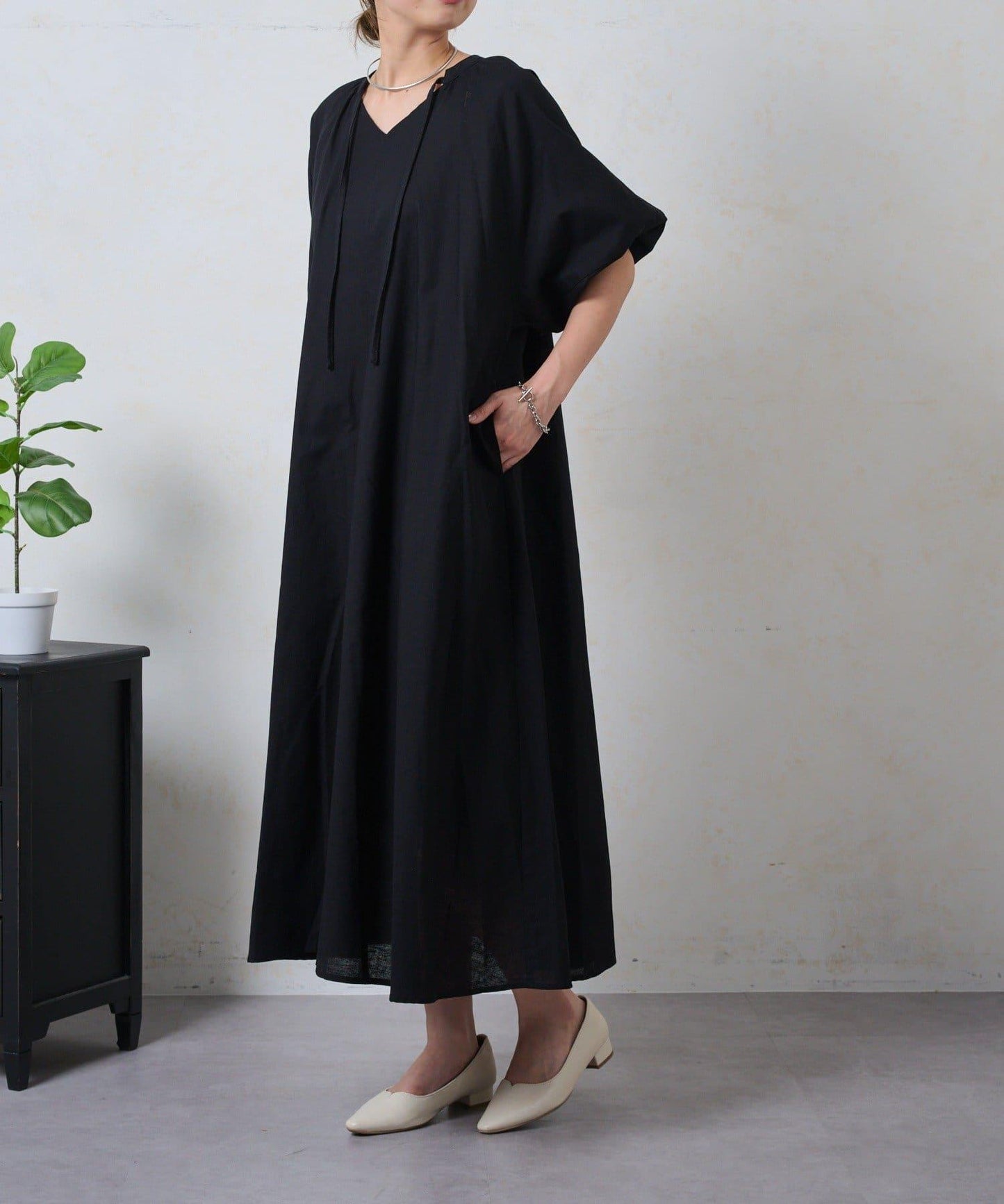 鑰匙領 亞麻 連衣裙