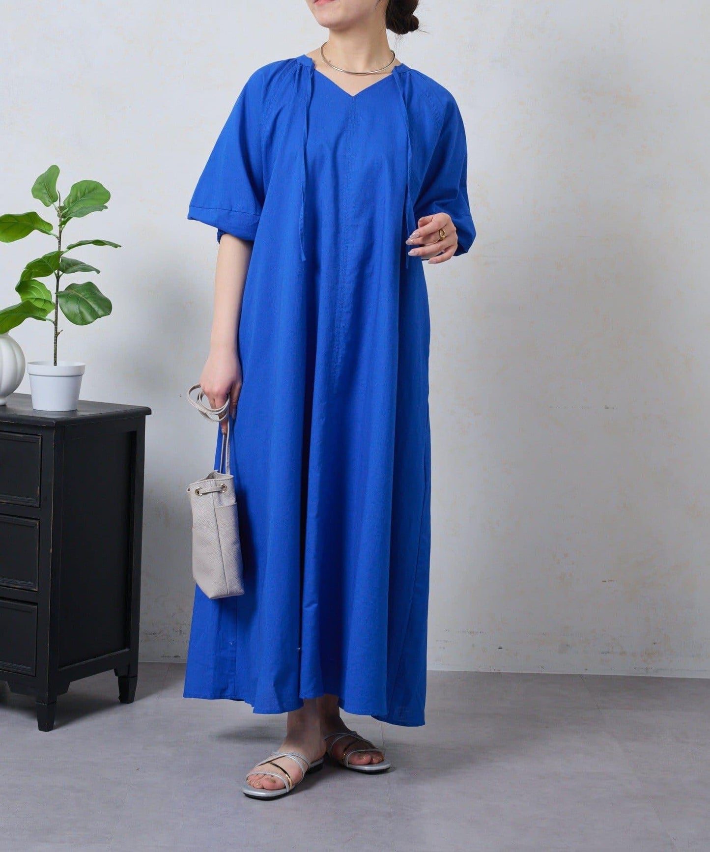 鑰匙領 亞麻 連衣裙