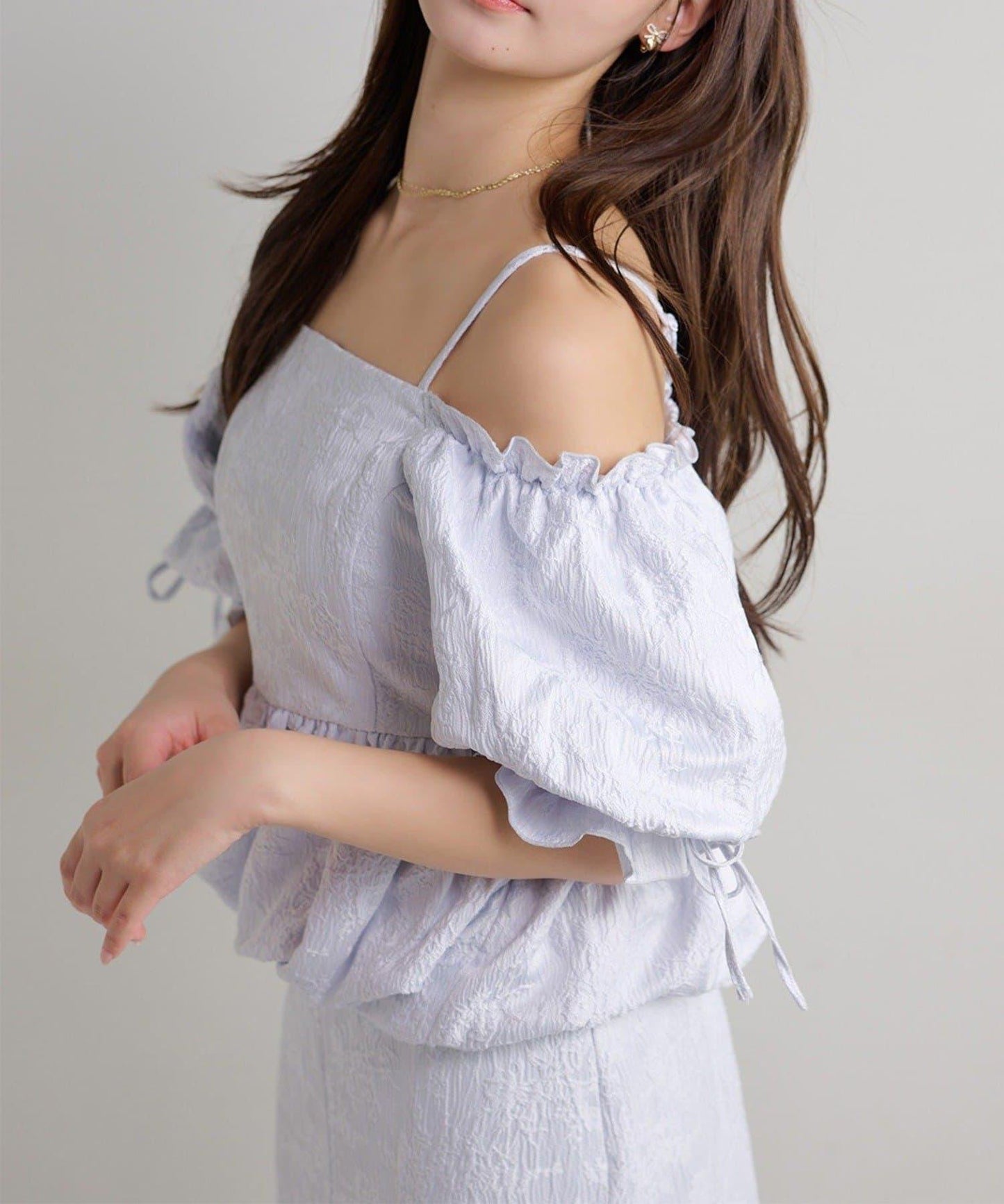 Seemi. 泡泡袖 襯衫