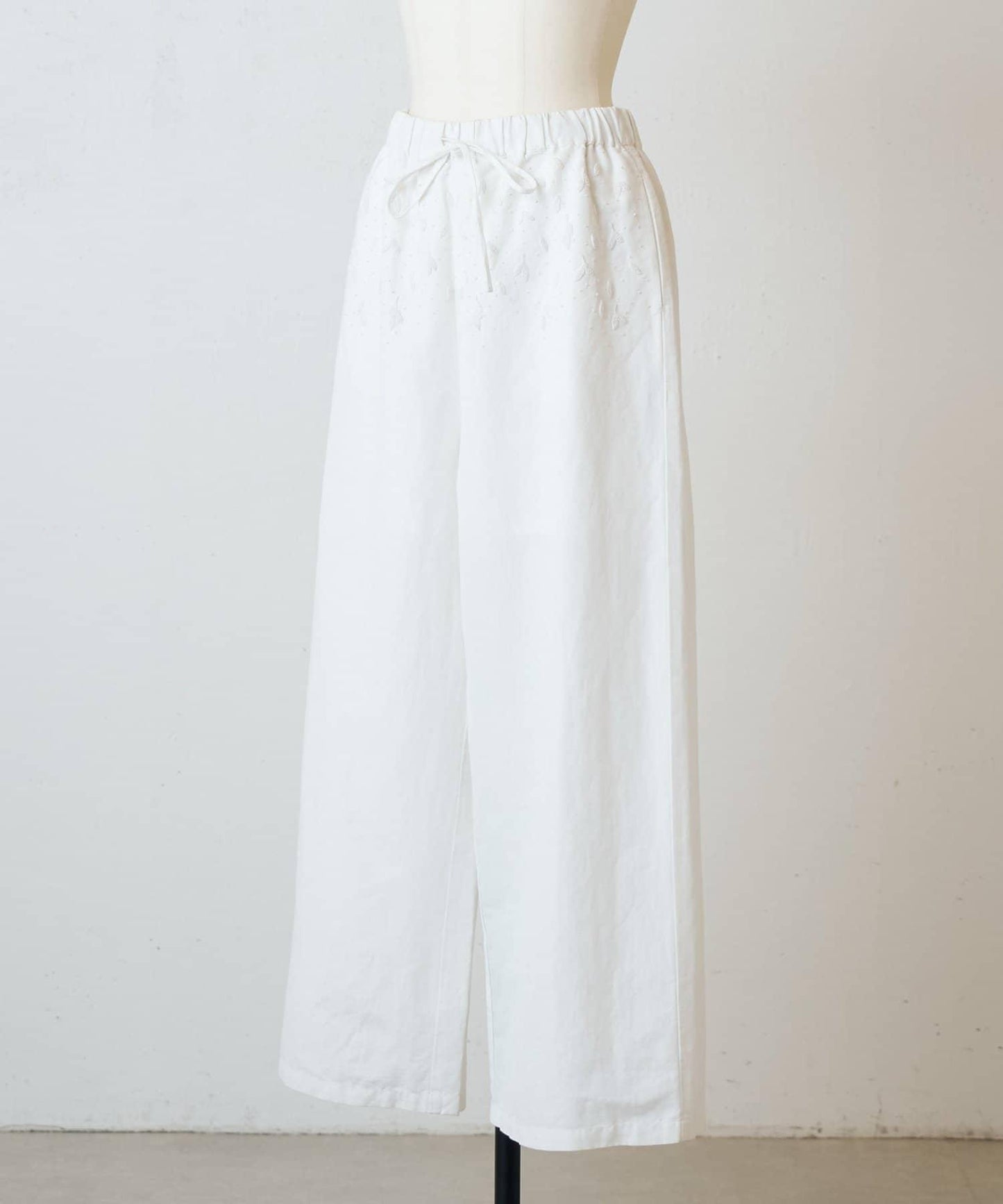 刺繡設計 休閒褲