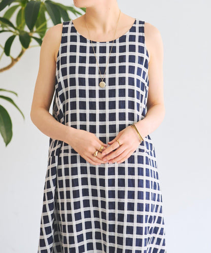 棉麻窗格紋連衣裙