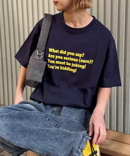 中性款 大碼可選 立體文字logo TEE