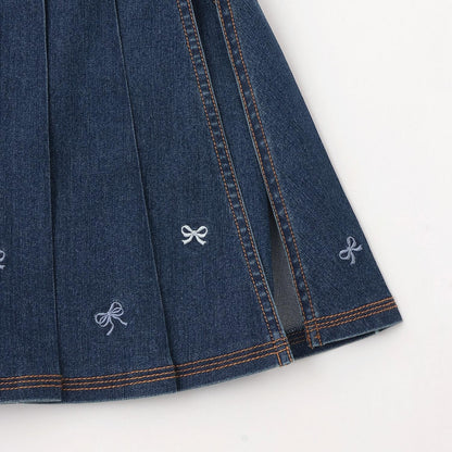 蝴蝶結刺繡 裹褶百褶設計 休閒短褲