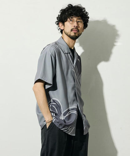 開領 寬鬆版 大圖案 短袖襯衫