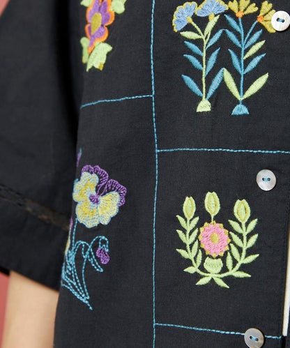 拼接花刺繡設計 襯衫