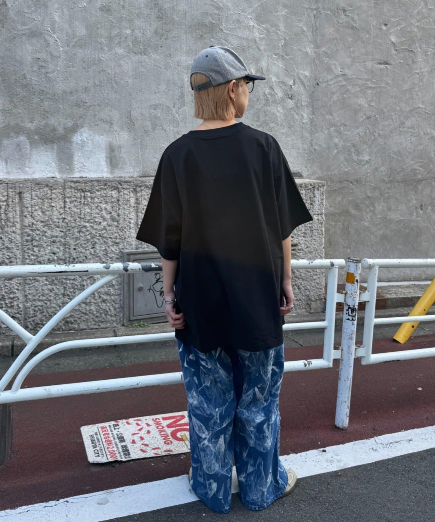 SOUNDS GOOOOD 英文照片文字印花短袖T恤