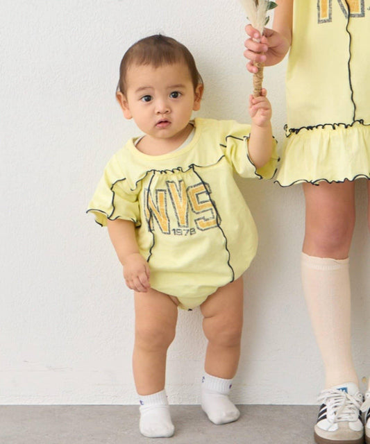 荷葉邊拼接 logo 短袖連體哈衣