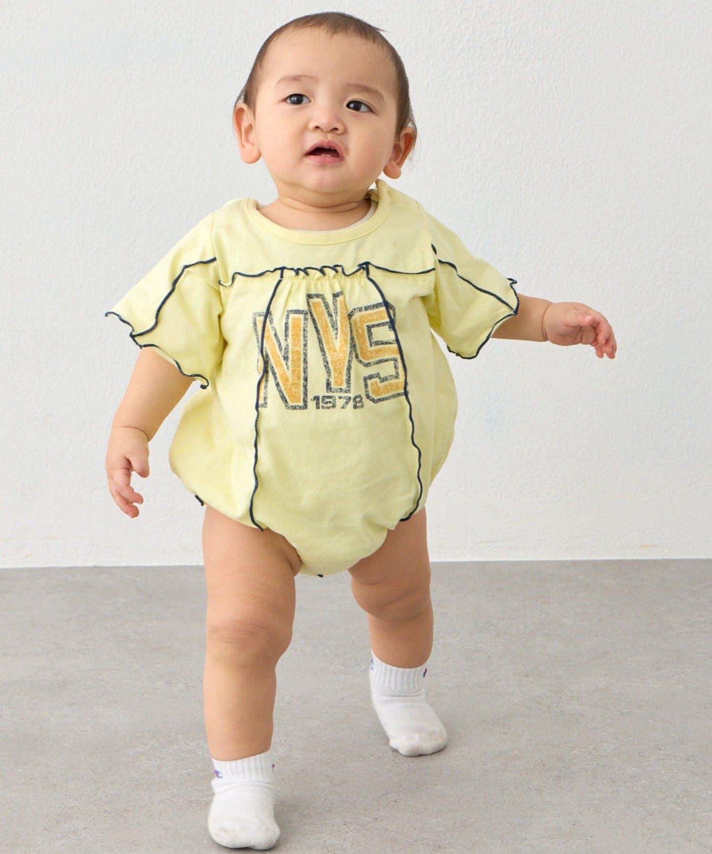 荷葉邊拼接 logo 短袖連體哈衣