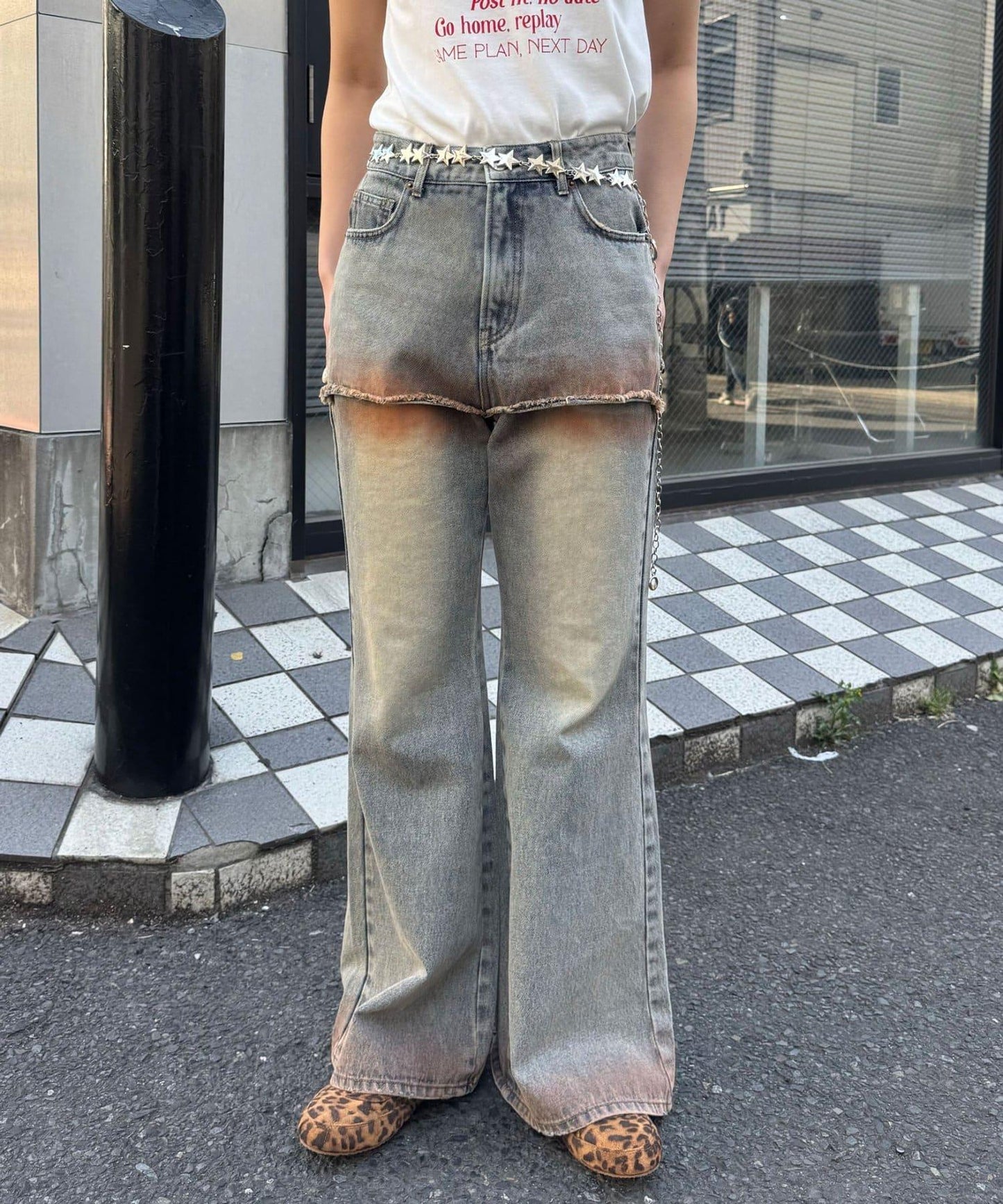 漸變拼接褲腳設計牛仔褲