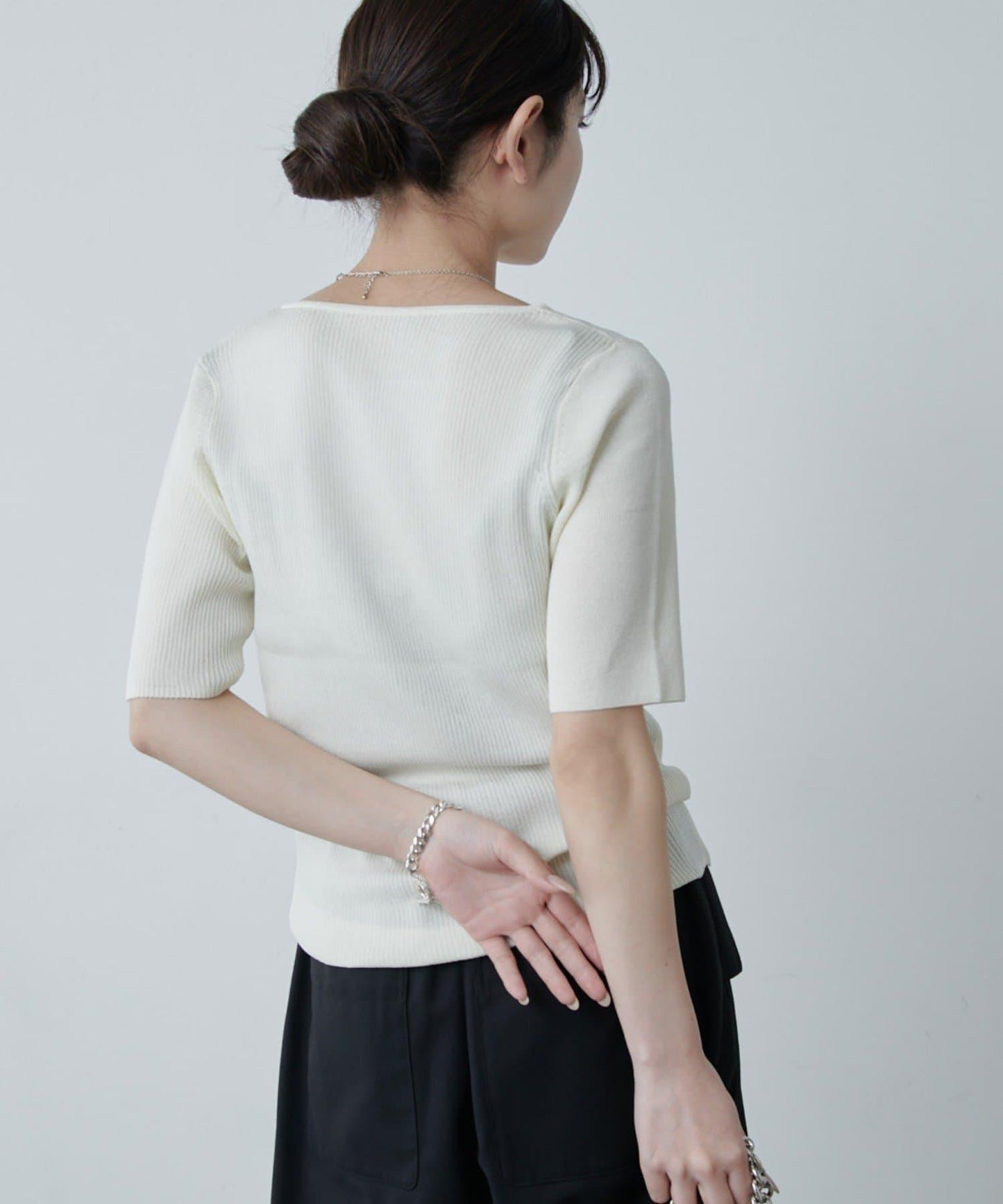 層次感短袖針織套頭衫