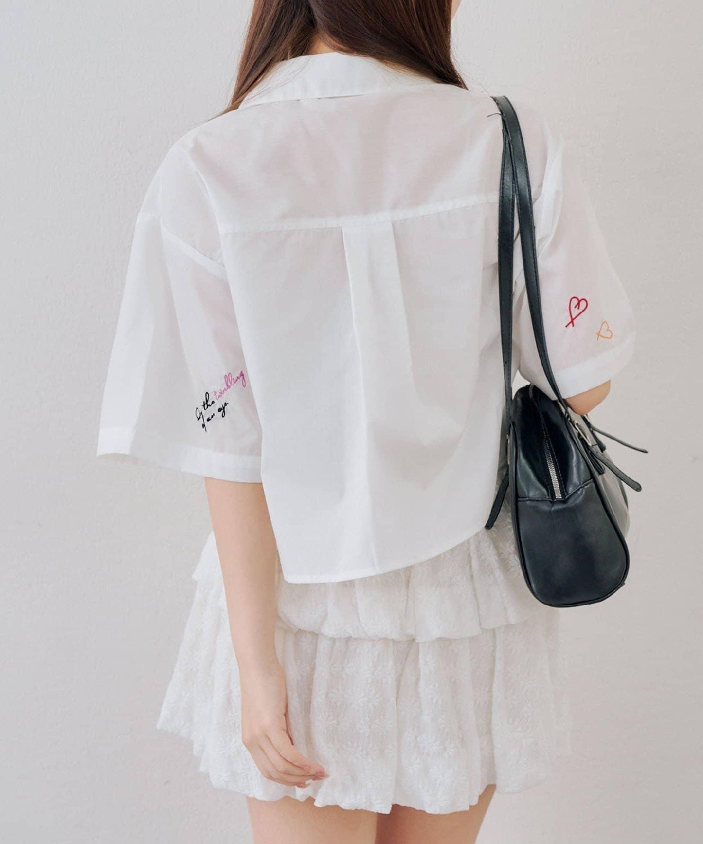 刺繡設計 短款 女式襯衫（OUTLET限定）