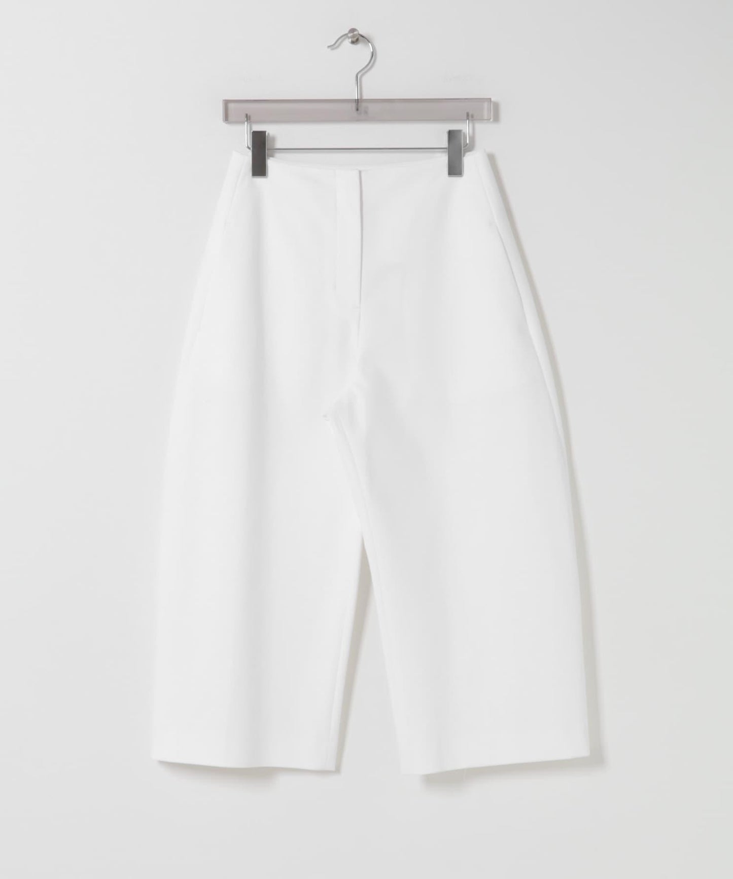 弧形版型 AMOMENTO CURVED CAPRI PANTS 七分褲
