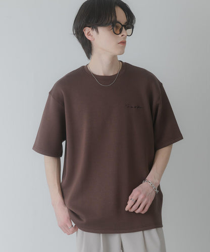 接觸涼感速幹 刺繡空氣層羅馬布 短袖T恤（部分色）