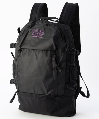 聯名 QUEST PACK  揹包