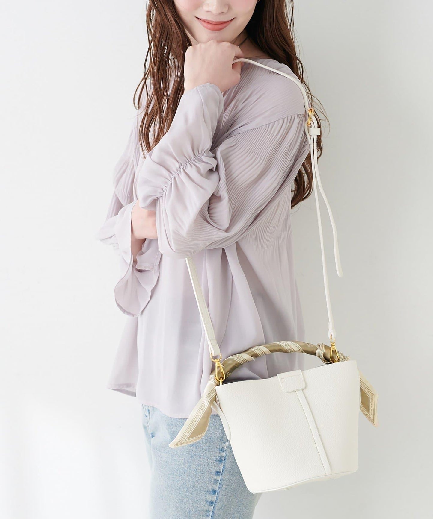 附絲巾裝飾 內含收納袋 包袋